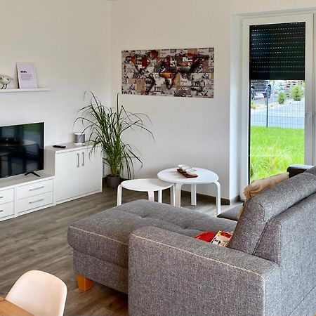 Ferienhaus Moin. Am Harkebruegger See Mit Sauna Barssel  Extérieur photo