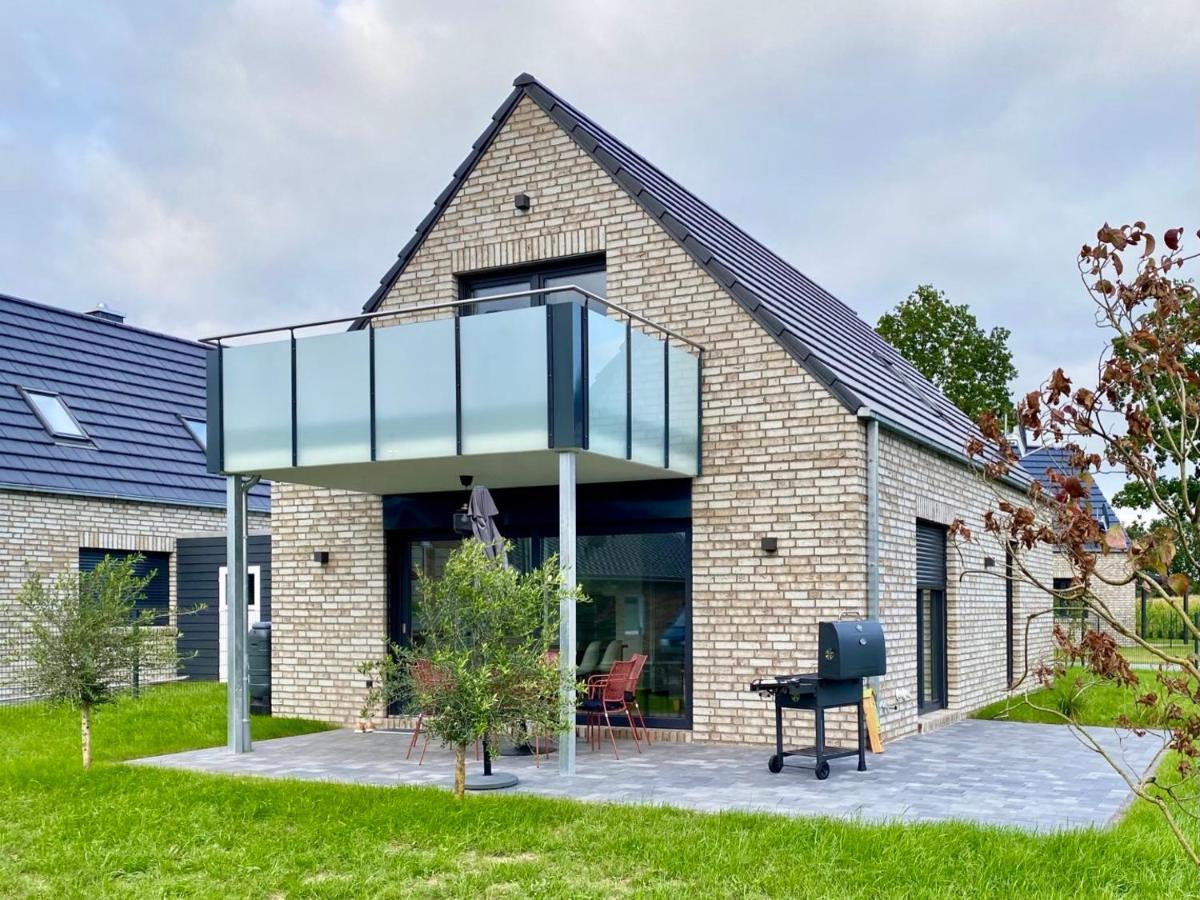 Ferienhaus Moin. Am Harkebruegger See Mit Sauna Barssel  Extérieur photo