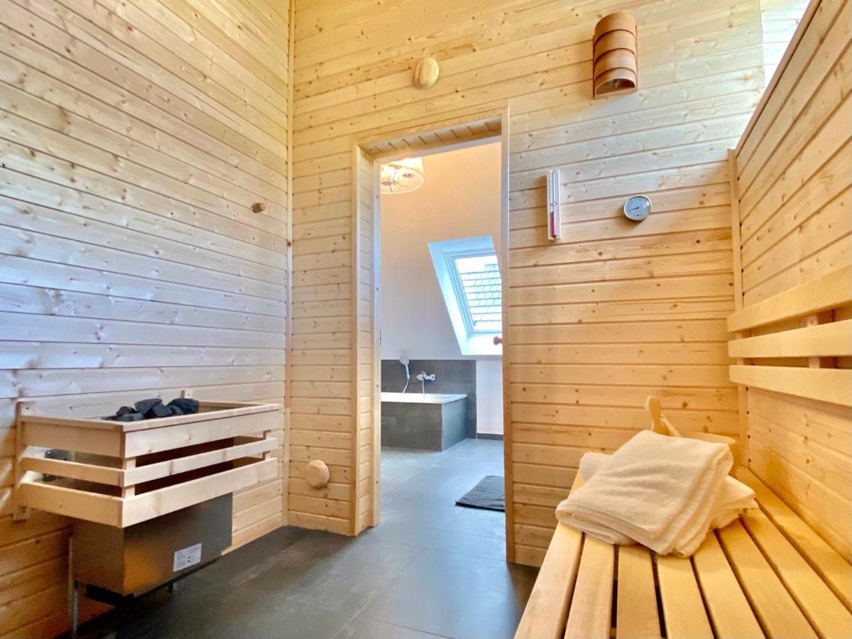 Ferienhaus Moin. Am Harkebruegger See Mit Sauna Barssel  Extérieur photo